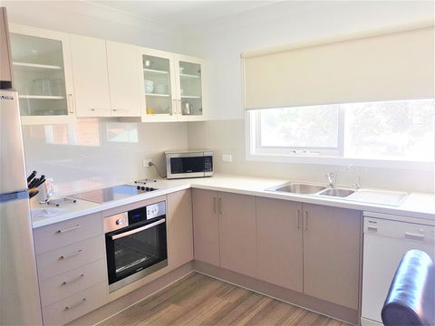 Port Elliot Meridian - Accommodation Broome 2