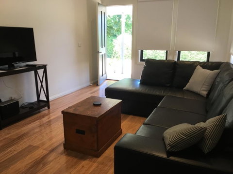 Rail Trail Cottage - Accommodation Broome 1