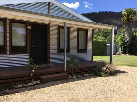 Rail Trail Cottage - Accommodation Broome 0