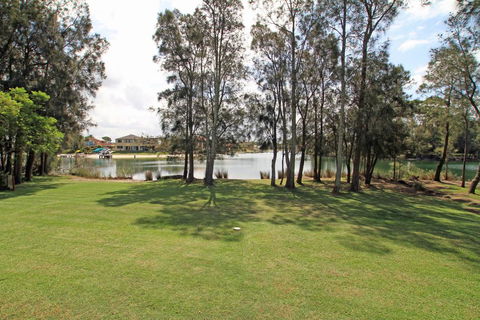 Ray Of Sunshine - Waterfront Reserve - Accommodation Broome 0