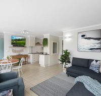 Renovated Moololaba Unit 100m To Beach - Accommodation Broome