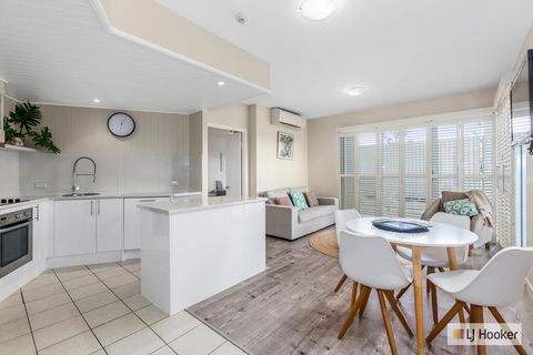 RESORT ON THE BEACH 1219/20 - Accommodation Broome 2