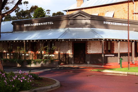 Rose & Crown Hotel - Accommodation Broome 0