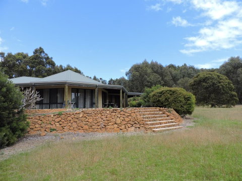 Rural Hideaway - Yallingup - Accommodation Broome 1