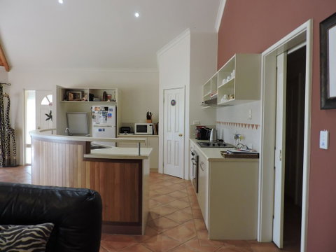 Rural Hideaway - Yallingup - Accommodation Broome 2