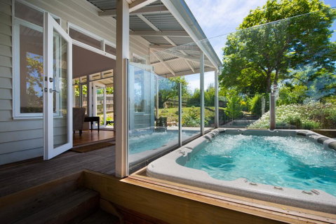 Sades Daylesford - Accommodation Broome 1