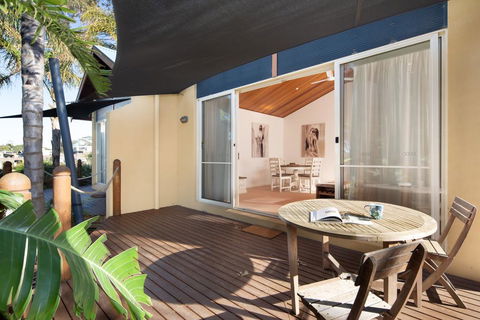 SAILS TWO - INVERLOCH - Accommodation Broome 0