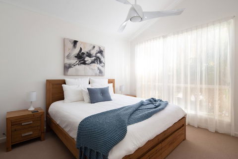 SAILS TWO - INVERLOCH - Accommodation Broome 1