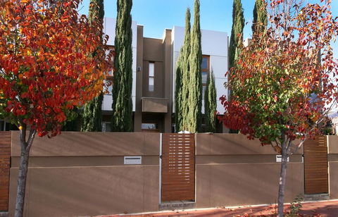 SATOR City Fringe Home Away From Home Pets OK! - Accommodation Broome 3