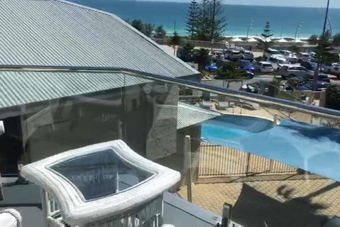 Scarborough Beach Front Resort - Shell Thirteen - Accommodation Broome 0