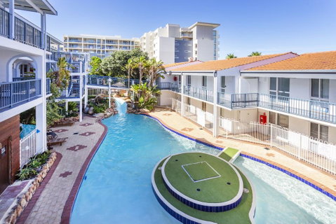 Scarborough Seaside Apartment 121 - Accommodation Broome 0