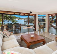 SCHMAN55-WATERFRONT RESORT-STYLE ENTERTAINER - Accommodation Broome