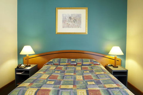 Seasons Hotel Newman - Accommodation Broome 2