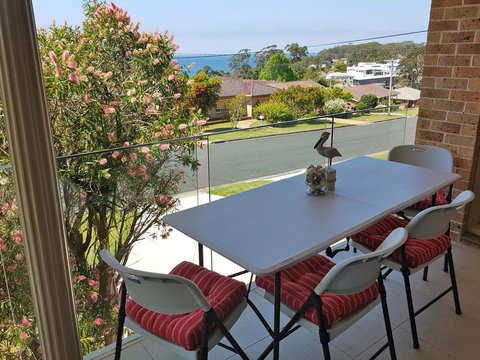 Seaview 48, MOLLYMOOK - Accommodation Broome 0