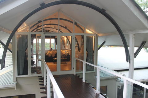 SEAVIEWS Oak Beach - Accommodation Broome 2