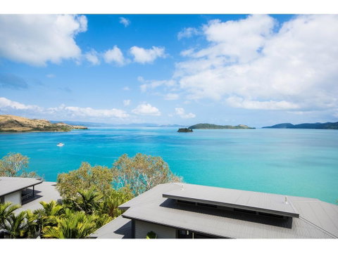Shorelines 31 - Hamilton Island - Accommodation Broome 1