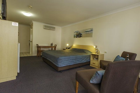 Silo Motor Inn - Accommodation Broome 2