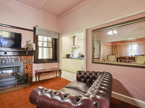 Skymirror Cottage - Accommodation Broome 2