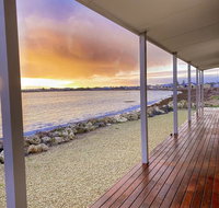 Smart Beach House  Pelican Point - Accommodation Broome