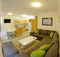Snow Ski Apartments 08 - Accommodation Broome