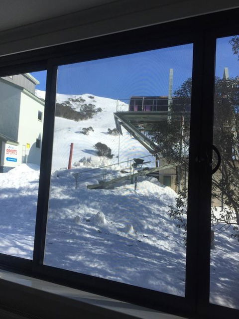 Snow Ski Apartments 12 - Accommodation Broome 3