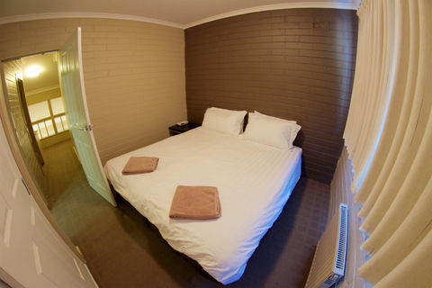 Snow Ski Apartments 15 - Accommodation Broome 3