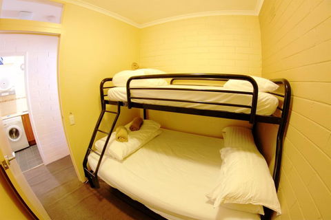 Snow Ski Apartments 16 - Accommodation Broome 2