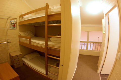 Snow Ski Apartments 16 - Accommodation Broome 3