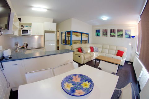 Snow Ski Apartments 20 - Accommodation Broome 0