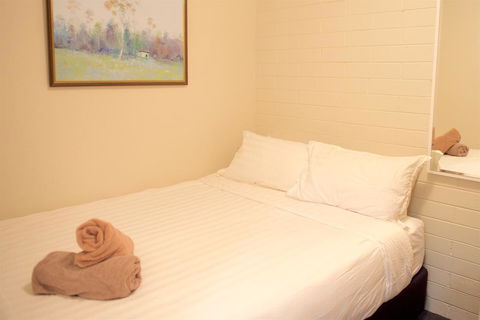 Snow Ski Apartments 27 - Accommodation Broome 3