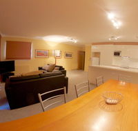 Snow Ski Apartments 36 - Accommodation Broome