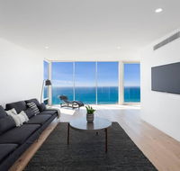 Southpoint -Brand new home oceanfront views - Accommodation Broome