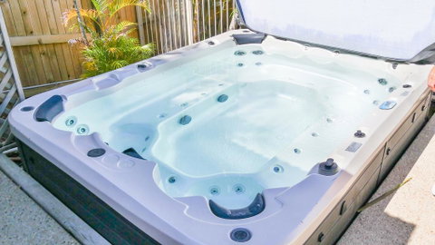Spa Haven 17B Ocean View - Accommodation Broome 2