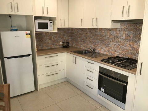 St Clair's Apartments, Cotton Tree - Accommodation Broome 1