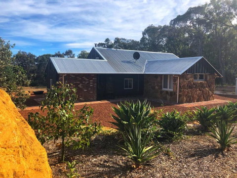 Standing Stone House - Accommodation Broome 0