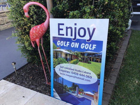 Studio Cabana On Golf In Mollymook - Accommodation Broome 2