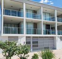 Stunning surfside apartment - Boyd St Woorim - Accommodation Broome