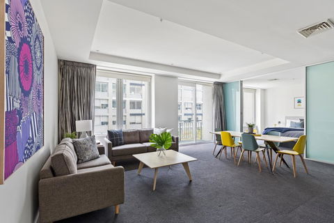 Stunning, Central Huge CBD Pad, Free WiFi, Netflix - Accommodation Broome 1