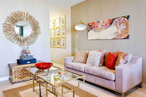 Stylish 1 Bedroom Apartment Amazing City Views - Accommodation Broome 0