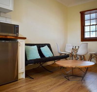 Stylish Cute Cottage in McMahons Point - Accommodation Broome