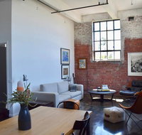Stylish Warehouse Conversion In The Heart of Fitzroy - Accommodation Broome