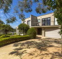 STYLISH SUN-DRENCHED AND SOPHISTICATED - Accommodation Broome