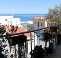 Sun Sand Sea and Salty Kisses Cottesloe beach house - Accommodation Broome