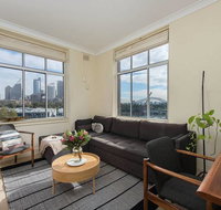 Sun-filled Apartment with Stunning Harbour Views H353 - Accommodation Broome