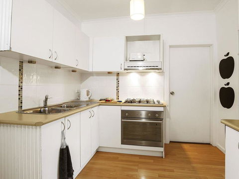 Sunshine Dazed - Walk To Shops And Cafes - Accommodation Broome 1