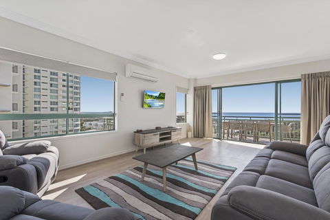 Sunshine Towers Holiday Apartments - Accommodation Broome 0