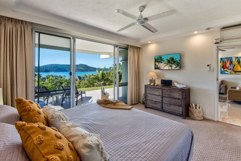 Superior Poinciana 011 On Hamilton Island - Accommodation Broome 3