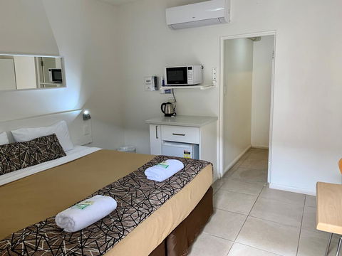 Surf Beach Motel Coffs - Accommodation Broome 1