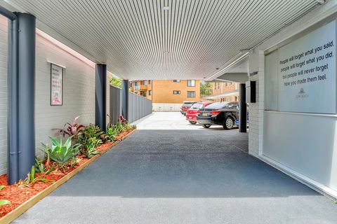 Surf Beach Motel Port - Accommodation Broome 1