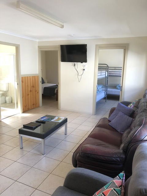 Surfrider Caravan Park - Accommodation Broome 2